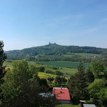 Holiday home Mountain Retreat With Pool Hnanice (Liberec)