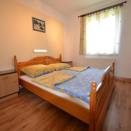 Holiday home Mountain Retreat With Pool Hnanice (Liberec)