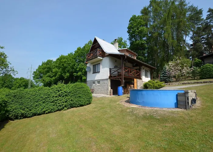 度假居 Mountain Retreat With Pool